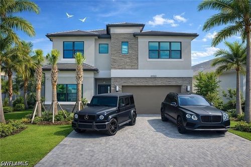 20921 Thistle Leaf Ln, ESTERO, FL, 33928-4084 | Card Image
