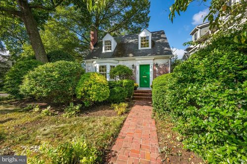 300 N Jackson St, ARLINGTON, VA, 22201-1247 | Card Image
