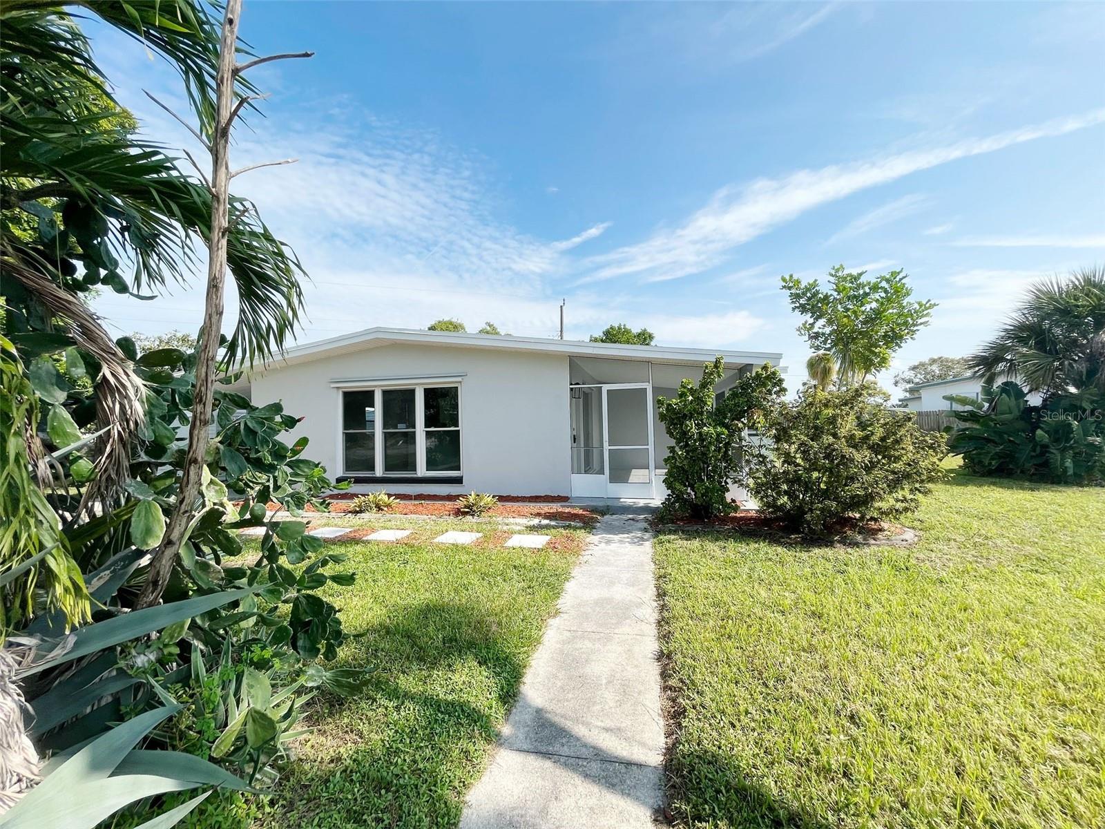 Glendale Ave, Port Charlotte, FL 33952