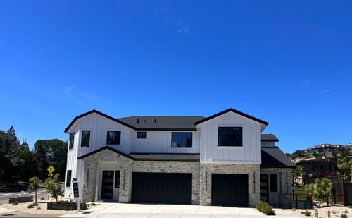 3701 Cross Creek Rd, Santa Rosa, CA, 95403 | Card Image