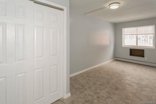 3745 75th St, Jackson Heights, NY, 11372-6435 | Card Image