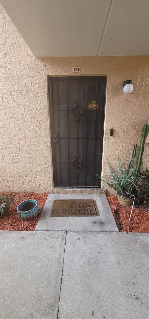 unit-131-4725 Michael Ct, TAMPA, FL, 33614-7241 | Card Image
