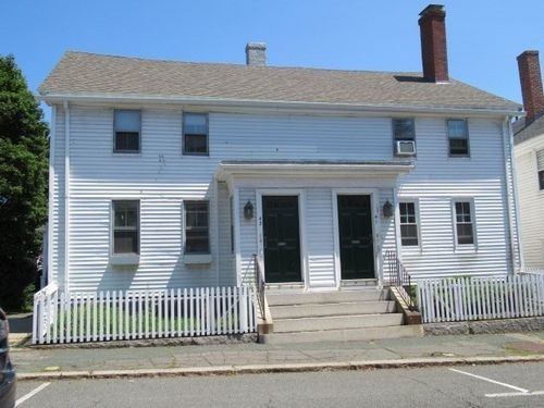 r2-43 Pleasant St, Gloucester, MA, 01930-5944 | Card Image