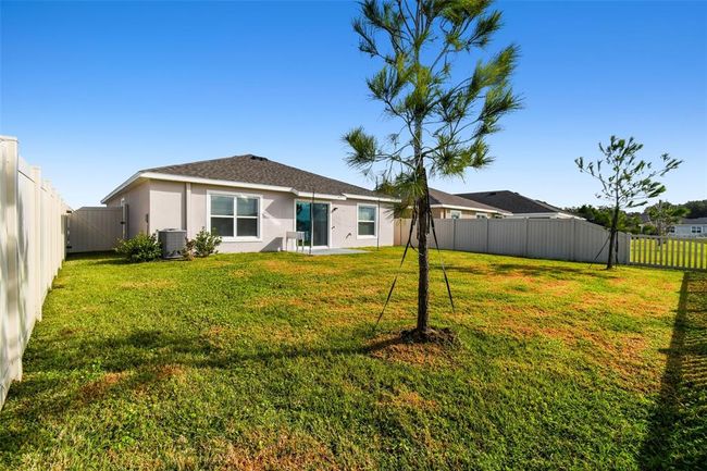 8027 Broad Pointe Dr, House other with 3 bedrooms, 2 bathrooms and null parking in Zephyrhills FL | Image 24