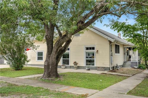 4901 Eastern St, New Orleans, LA, 70122-6208 | Card Image