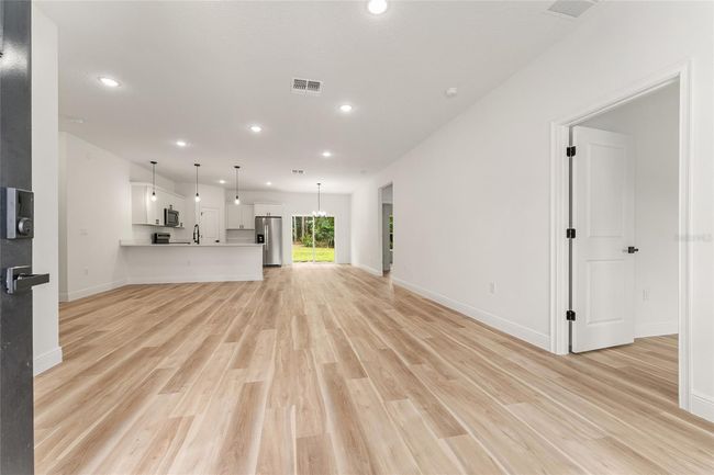 1809 W Linden Dr, House other with 4 bedrooms, 2 bathrooms and null parking in CITRUS SPRINGS FL | Image 8