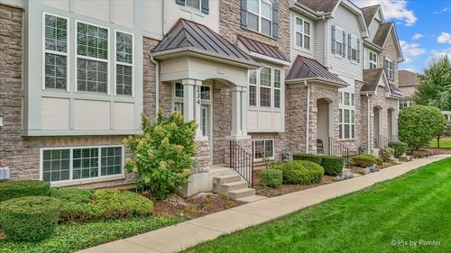 234 Bennett Dr, Carol Stream, IL, 60188-3349 | Card Image