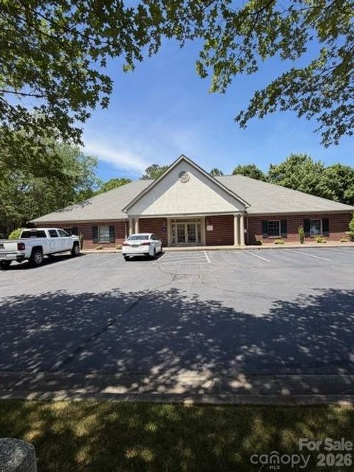 107 Dorsett Dr, Salisbury, NC, 28144-2285 | Card Image