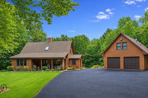 27 Independence Dr, Windham, ME, 04062-3334 | Card Image