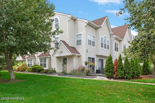 22 Richmond Ct, Tinton Falls, NJ, 07712-7732 | Card Image