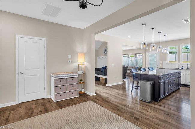 Dining area | Image 10