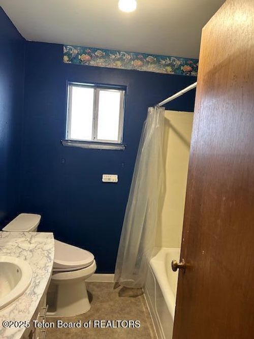 168 E 2nd Ave, Afton, WY, 83110-5011 | Card Image