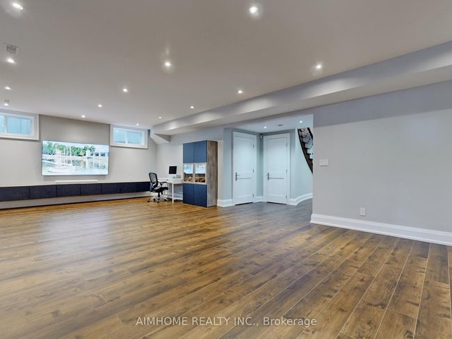 105 Ashbourne Dr, House other with 5 bedrooms, 5 bathrooms and 4 parking in Etobicoke ON | Image 40