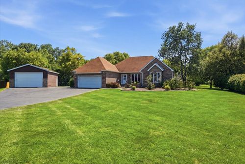 10351 W Prairie Ln, Beach Park, IL, 60087-5401 | Card Image
