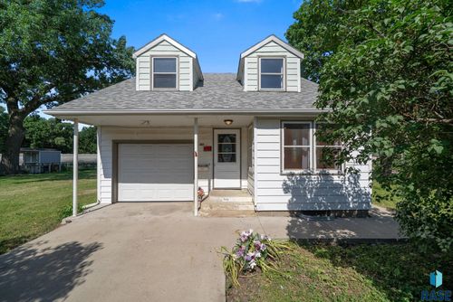 703 S Blauvelt Ave, Sioux Falls, SD, 57103-2231 | Card Image