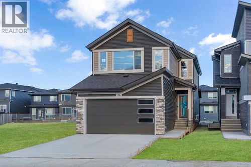 24 Corner Glen Green Ne, Calgary, AB, T3N2P5 | Card Image