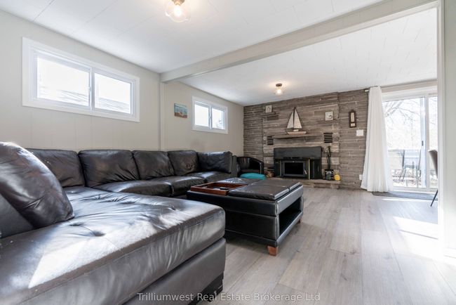 55 Marina Ave, House other with 3 bedrooms, 2 bathrooms and 3 parking in Sauble Beach ON | Image 11