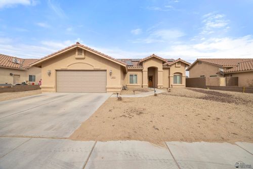 10334 E 38th Ln, Yuma, AZ, 85365-7225 | Card Image