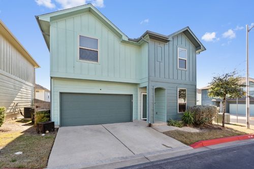 95-5804 Loblolly Ln, Austin, TX, 78744-4435 | Card Image