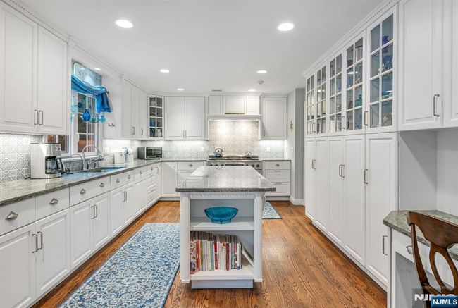 304 Briarwood Dr, House other with 3 bedrooms, 4 bathrooms and null parking in Wyckoff NJ | Image 19
