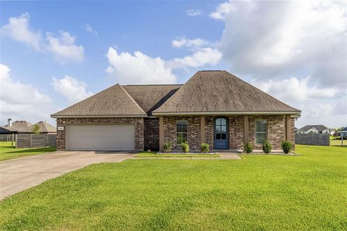 7421 Buckskin Dr, Iowa, LA, 70647-4429 | Card Image