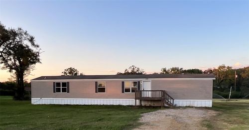 133 Country Oaks St, Brazoria, TX, 77422-9568 | Card Image