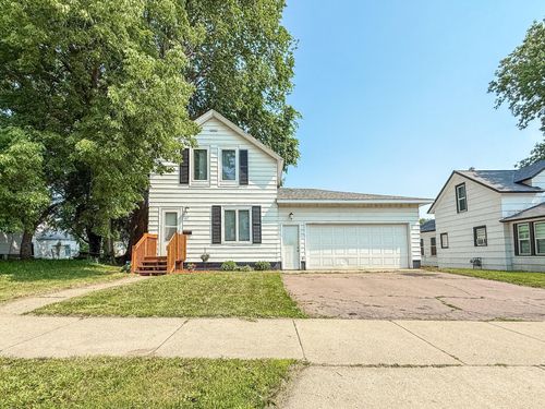 417 Victoria St, Fairmont, MN, 56031-2965 | Card Image