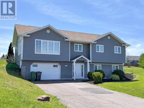 46 Maclauchlan Dr, Stratford, PE, C1B1M2 | Card Image
