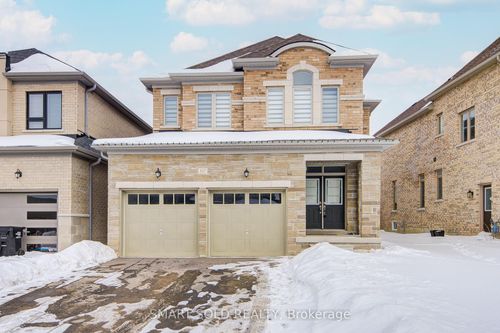 117 Ferragine Cres, Bradford, ON, L3Z4K2 | Card Image
