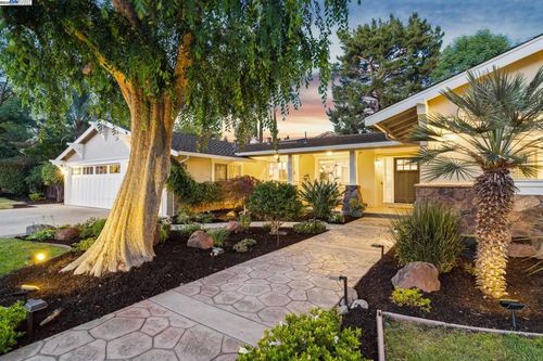 290 Bolla Ave, Alamo, CA, 94507-1619 | Card Image
