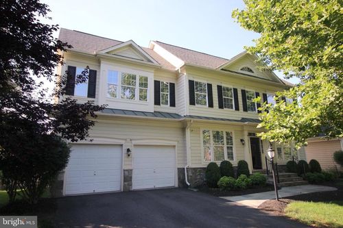 44136 Riverpoint Dr, LEESBURG, VA, 20176-8206 | Card Image