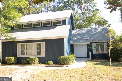 214 Valley Rd, Statesboro, GA, 30458-4704 | Card Image