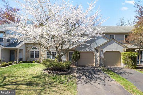 54 Laurel Cir, NEWTOWN, PA, 18940-3257 | Card Image