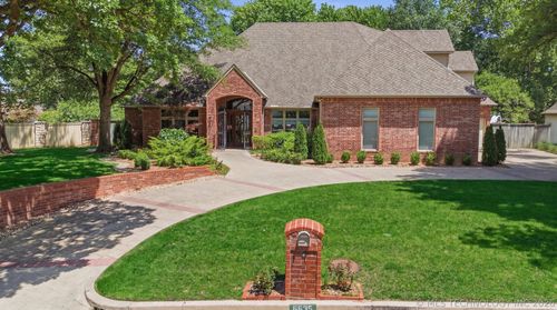 6635 E 107th St, Tulsa, OK, 74133-7154 | Card Image