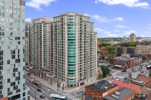 1702-200 Rideau St, Ottawa, ON, K1N5Y1 | Card Image
