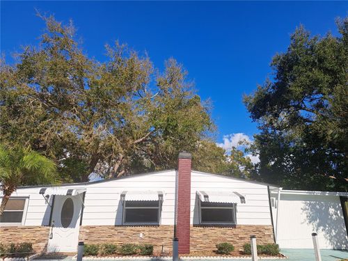 1040 65th St S, South Pasadena, FL, 33707-3049 | Card Image