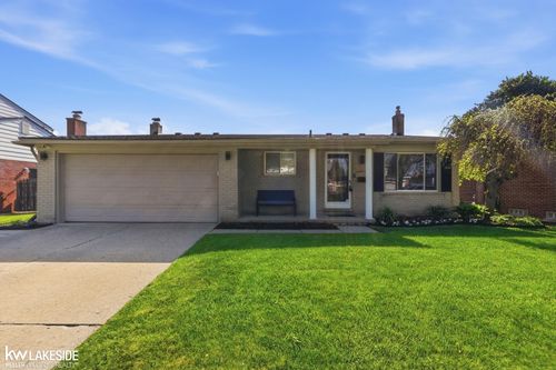 40916 Pickett Ridge Rd, Sterling Heights, MI, 48313-3966 | Card Image