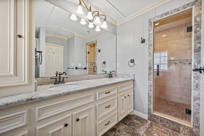 Primary Bath | Image 18