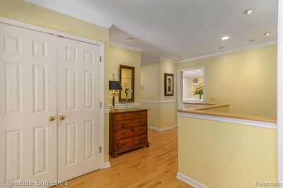 2408 Hickory Glen Drive, Condo with 3 bedrooms, 3 bathrooms and null parking in Bloomfield Hills MI | Image 2