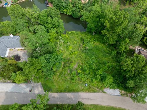 2458 Cedar Cliff Dr, Lawrenceburg, IN, 47025 | Card Image