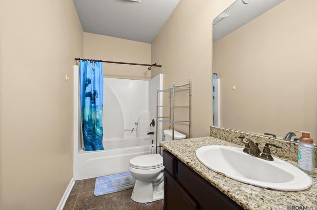 6916 Silver Springs Dr, House other with 4 bedrooms, 3 bathrooms and 4 parking in Greenwell Springs LA | Image 12