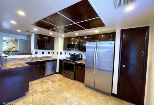 apt-22-2941 Country Manor Ln, Las Vegas, NV, 89115-3238 | Card Image