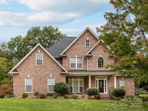 5060 Cramer Woods Dr, Gastonia, NC, 28056-8581 | Card Image