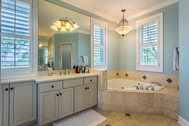 1637 Wayfarers Ct, House other with 4 bedrooms, 4 bathrooms and 4 parking in St. George Island FL | Image 41