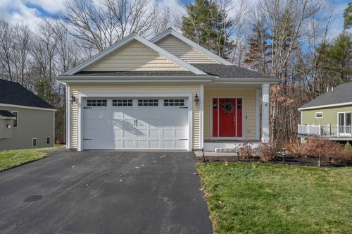 16 Currier Ln, Fremont, NH, 03044-3449 | Card Image