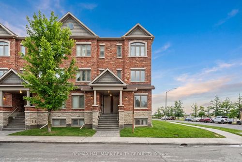 498 Leboutillier Avenue, Overbrook - Castleheights and Area, ON, K1K1V1 | Card Image