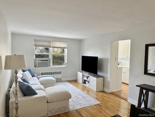 4a-4295 Webster Ave, Bronx, NY, 10470-2340 | Card Image