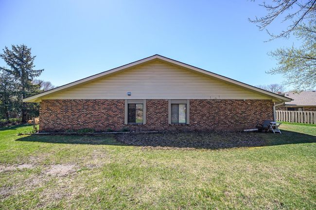 1940 Harbor Ln N, Townhouse with 2 bedrooms, 2 bathrooms and null parking in Plymouth MN | Image 25