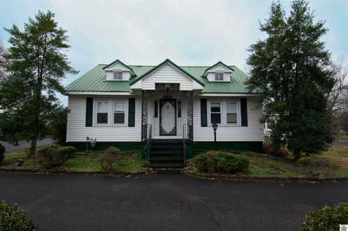 43 W 2nd Ave, Calvert City, KY, 42029-7710 | Card Image