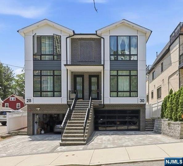 Residential Lease in Cliffside Park